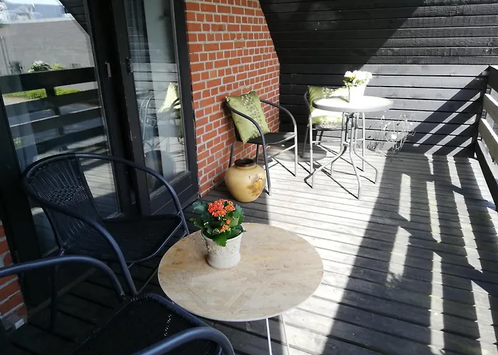 5min Walk To Lego House - Two Bedrooms On Loft Floor With Balcony * With Garden * Billund