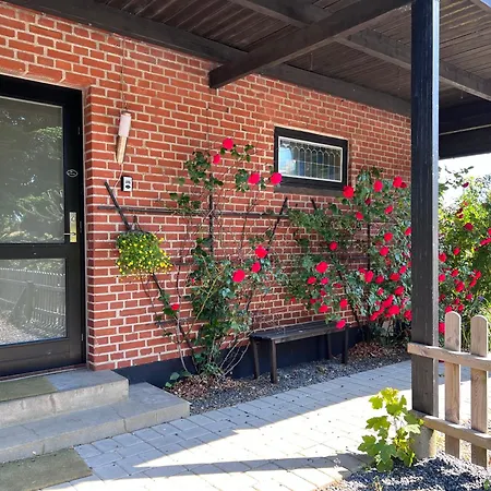 5min Walk To Lego House - Two Bedrooms On Loft Floor With Balcony * With Garden *